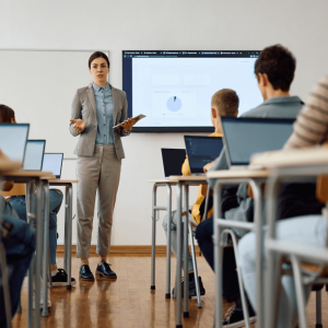 BENDRADARBIAVIMO GEBĖJIMŲ TOBULINIMAS MOKYKLOS BENDRUOMENĖJE, SIEKIANT SĖKMINGAI UGDYTI IR TELKTI MOKYKLOS BENDRUOMENĘ (40 akad. val.)