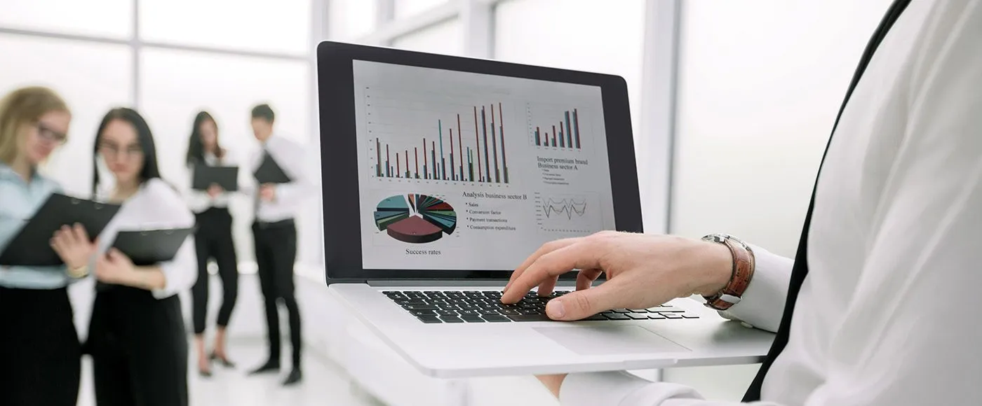 ĮMONĖS FINANSŲ ESMĖ IR VALDYMO MODELIS (4 akad. val.)