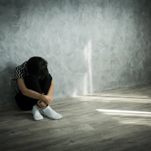 BENDRAVIMO SU PSICHIKOS LIGA SERGANČIU ASMENIU YPATUMAI ( 8 akad. val.)